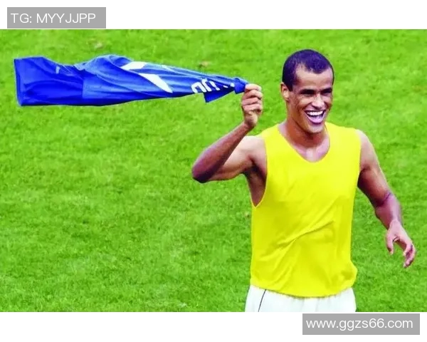 路人分享足球明星精彩瞬间视频合集带你领略球场魅力与传奇故事